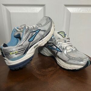 🔥🔥 Brooks Adrenaline GTS 11th Running Training Shoes great condition Sz 8 (B)